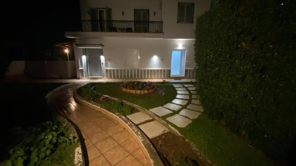 Patras White Castle Apartment Exterior photo